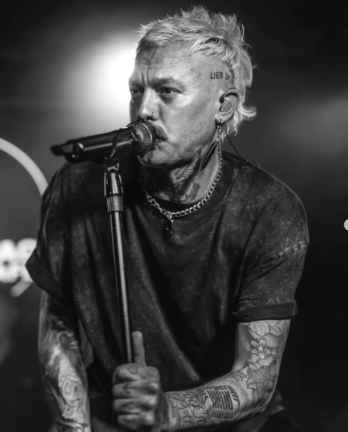 Sören von Dreibettzimmer live